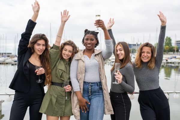 Top 10 activités mémorables pour un evjf à bordeaux entre copines